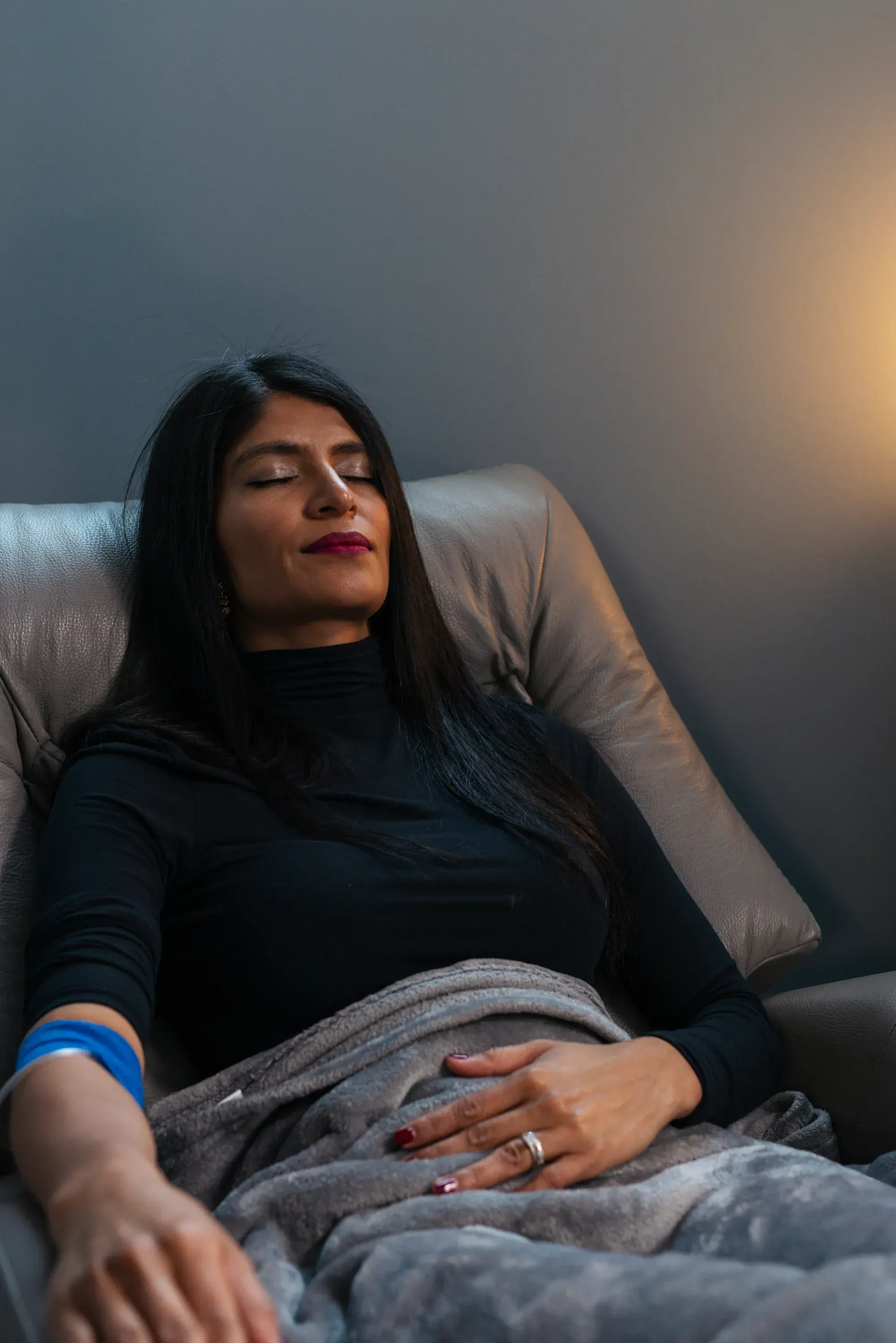 IV ketamine infusion equipment used at Refresh TMS Weston